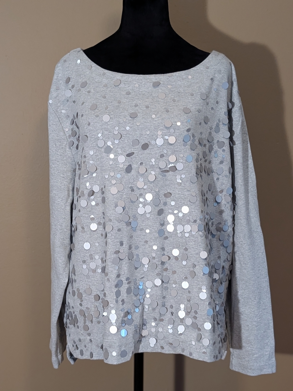 Joan Vass Silver Sequin Light Gray Boatneck Sweatshirt. Sz 3X.
